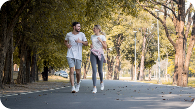 Бег на улице и на беговой дорожке: в чем разница и что выбрать - фото
